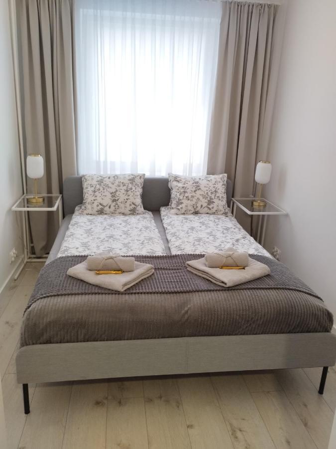 Moon Apartment Breslavia Exterior foto